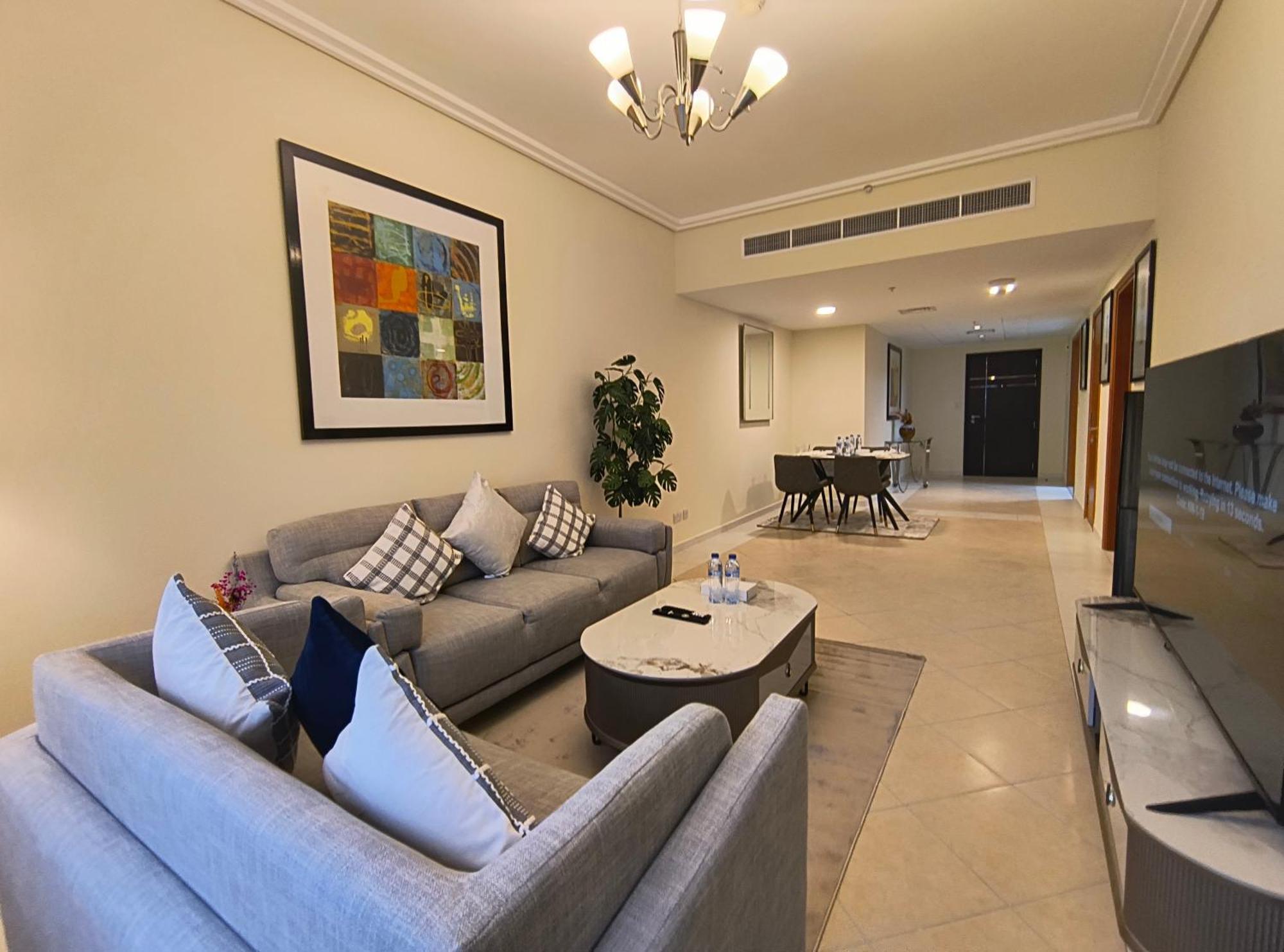 Trinity Holiday Homes - Sheikh Zayed Road Near To Financial Center Metro Station Dubai Exterior foto